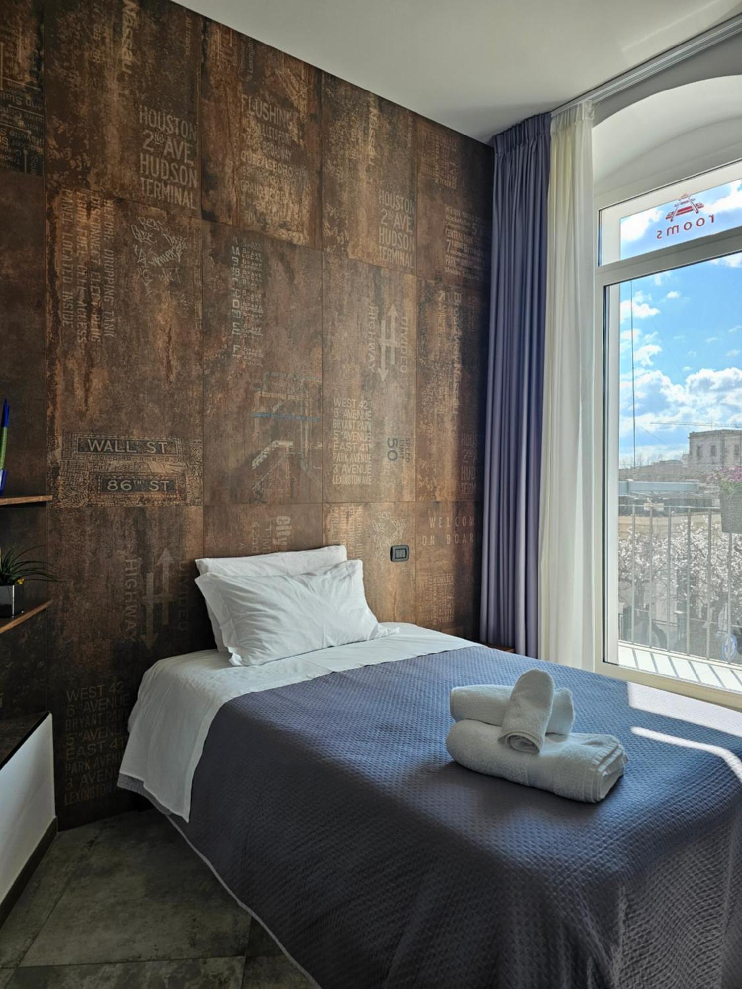 Binario1 Rooms Barletta Exterior foto