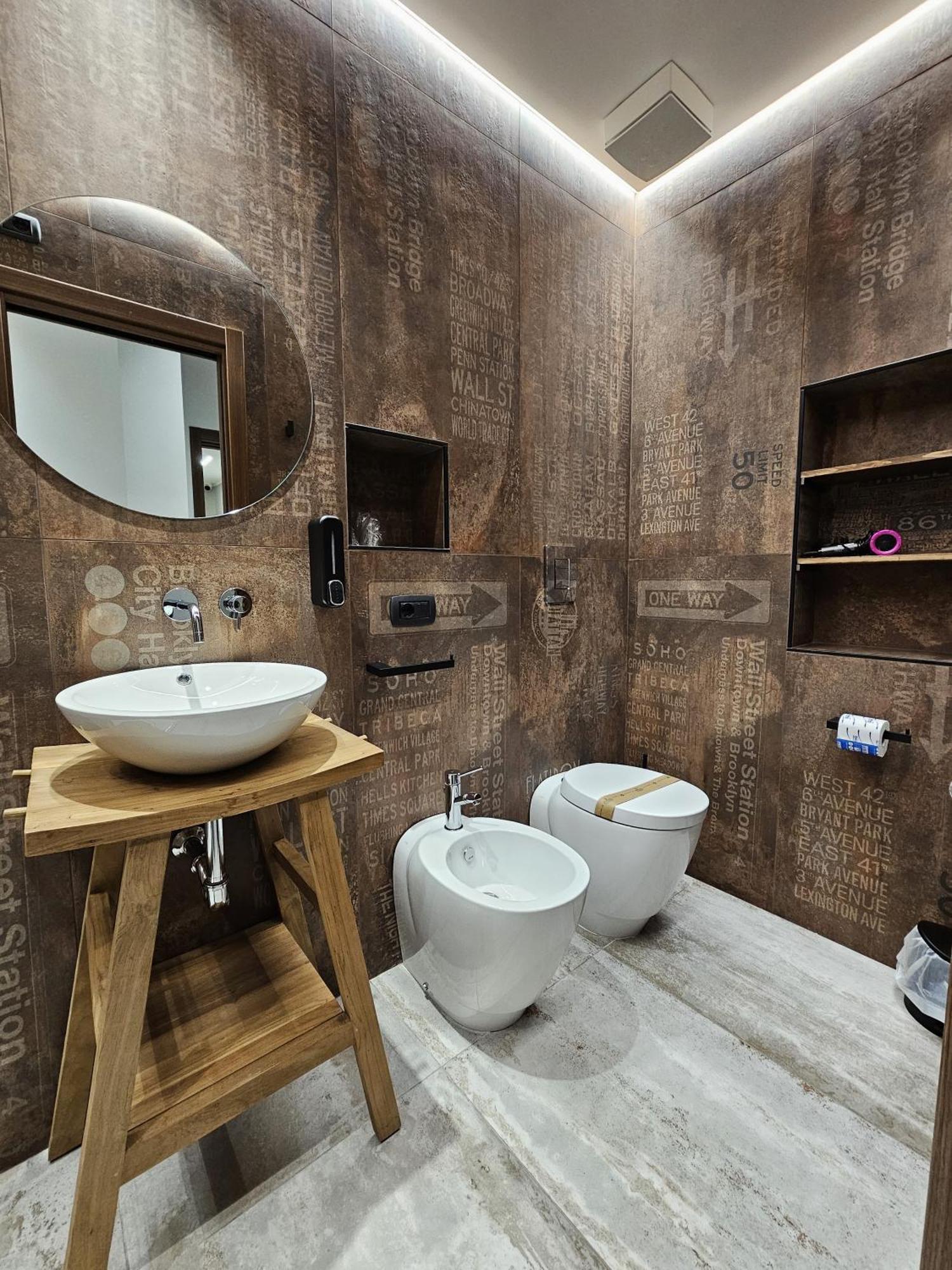 Binario1 Rooms Barletta Exterior foto